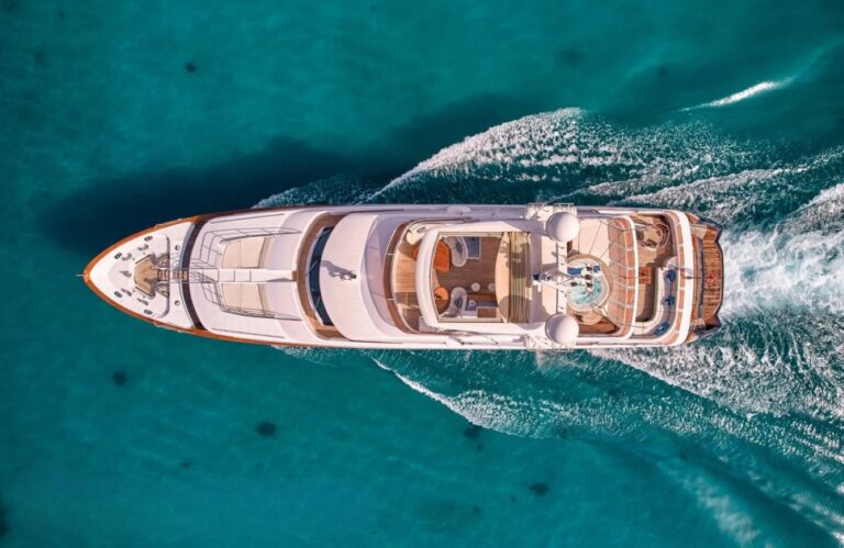 Motor Yacht OPTION B