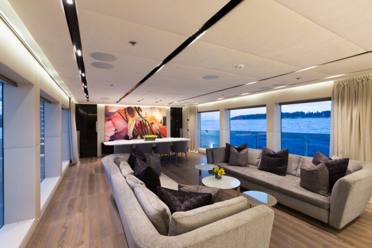 Motor Yacht OURANOS By Admiral Yachts - Salon Seating