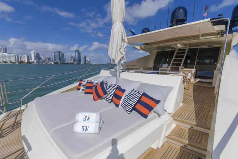 Motor yacht BW - Aft deck sunpad