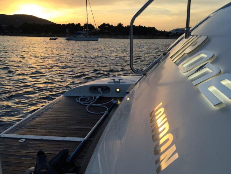 Motor yacht EL VIP ONE  - 005