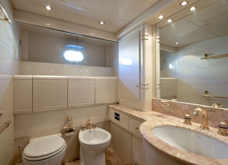 Motor yacht EL VIP ONE  - 016