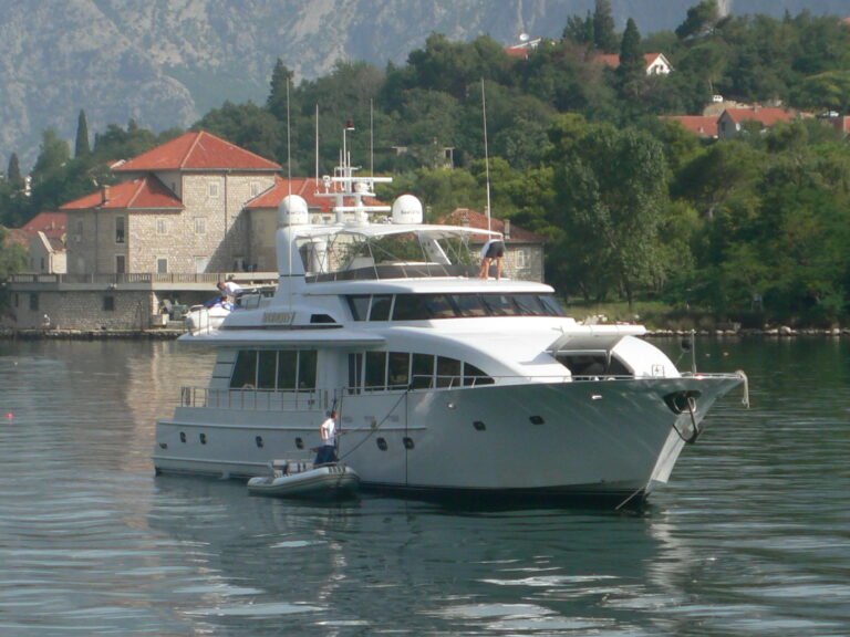Motor Yacht Harmony