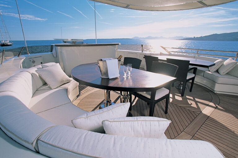Motor yacht LEDRA - Upper deck