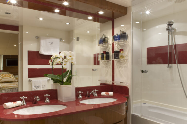Motor yacht MAGIC DREAM - Guest Ensuite