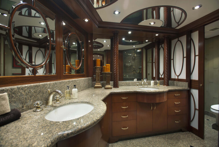 Motor yacht OLGA - Master Cabin Ensuite