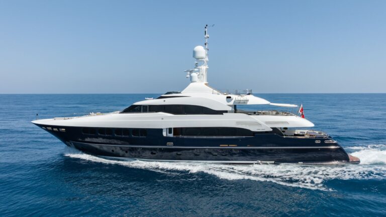 My Way V Charter Yacht