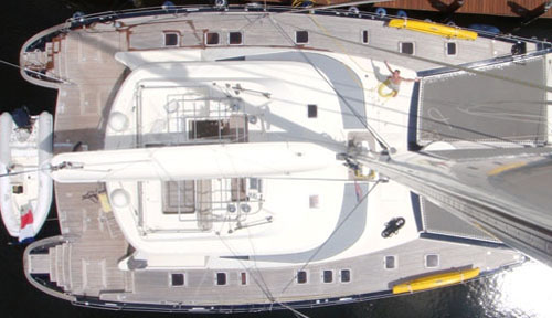 NAHEMA IV - Deck from above