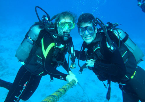 NAHEMA IV - Diving on charter