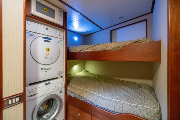 NIRVANA Interior - Crew Quarters