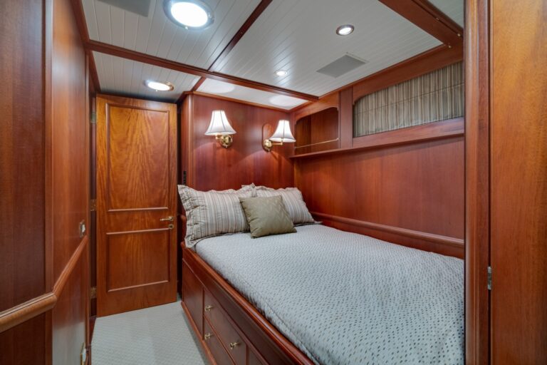 NIRVANA Interior - Double Cabin