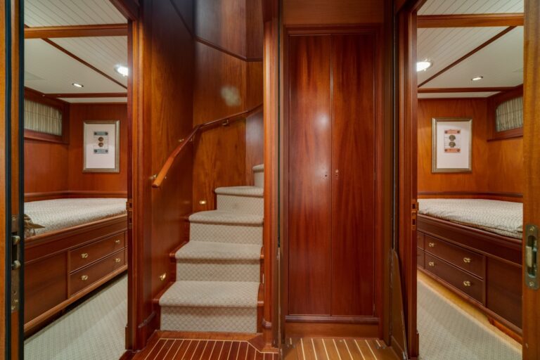 NIRVANA Interior - Master Cabin Access