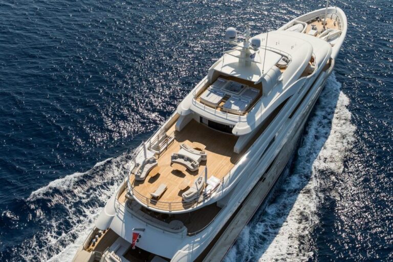 Natalina A - Exterior
