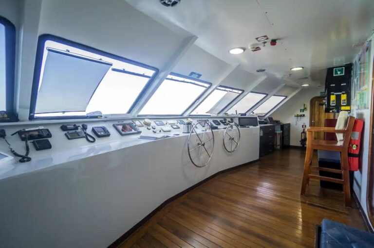 Captains Area