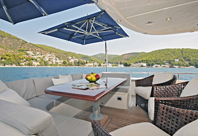 OUTDOOR - ALFRESCO DINING