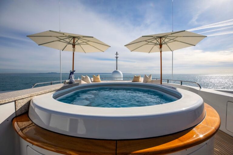 Opendeck Swimming Pool Area