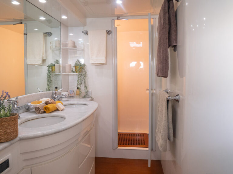 Master ensuite