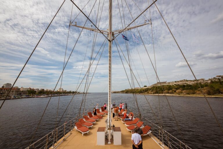 PANORAMA II Foredeck
