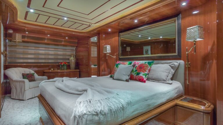 PARADISE - Master cabin