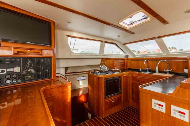 PEGASUS OF LONDON - Galley
