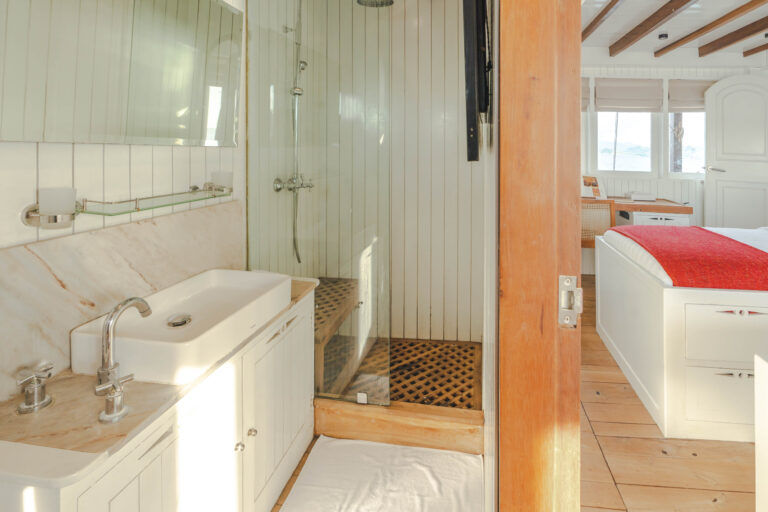 Double Cabin With Ensuite