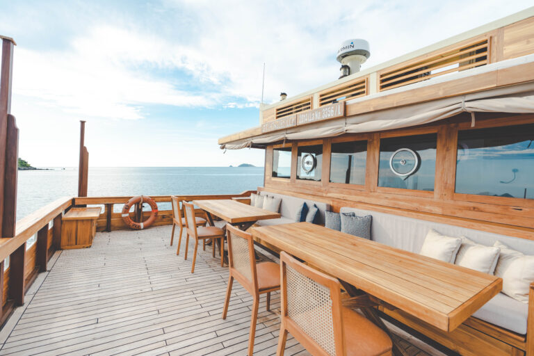 Deck Alfresco Dining