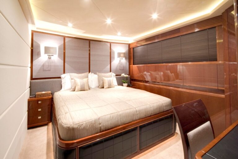 PRINCESS LILY - Double Cabin