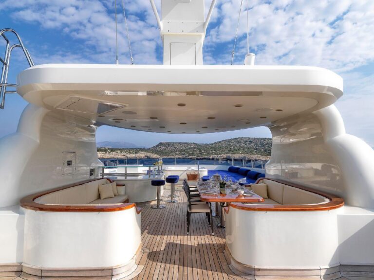 Sundeck