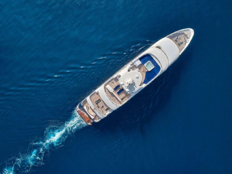 M/Y SERENITY II - Aerial view