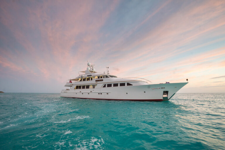 Palmer Johnson Motor Yacht LADY J - Starboard View