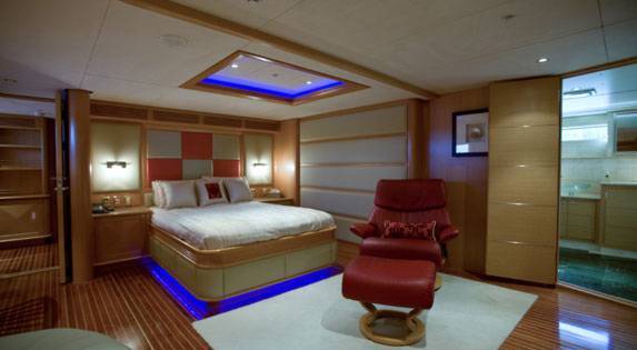 Platinum - Master Cabin View 2