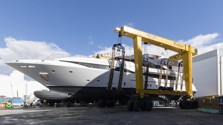 Mangusta (Overmarine)