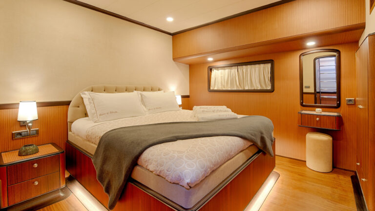 Double Guest Cabin