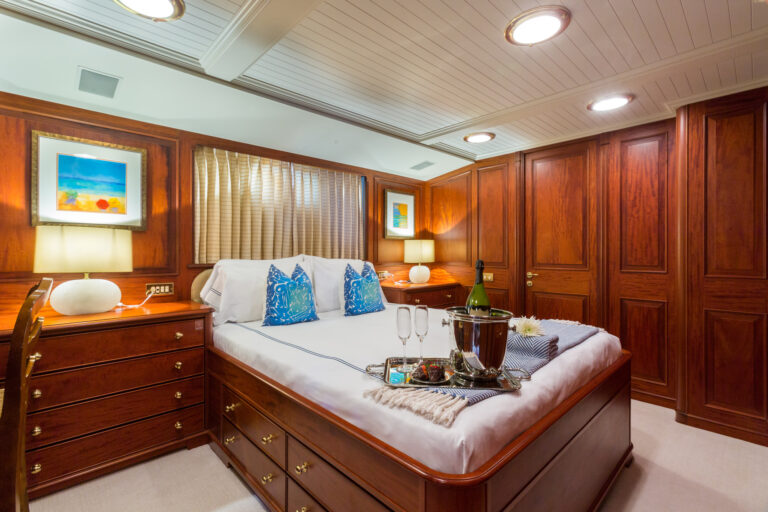 Queen Guest Cabin