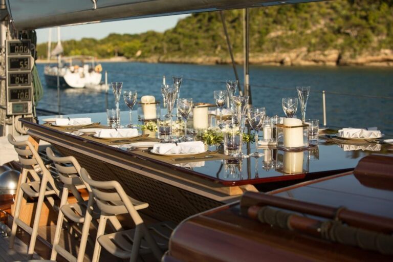 RAINBOW - Alfresco dining