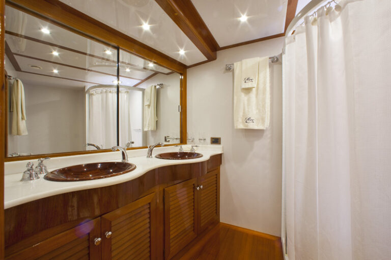 REE Master Bathroom