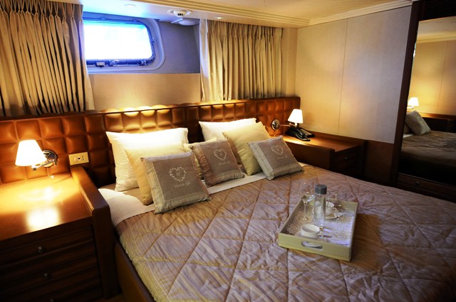 ROSPIYA -  VIP Cabin View 2