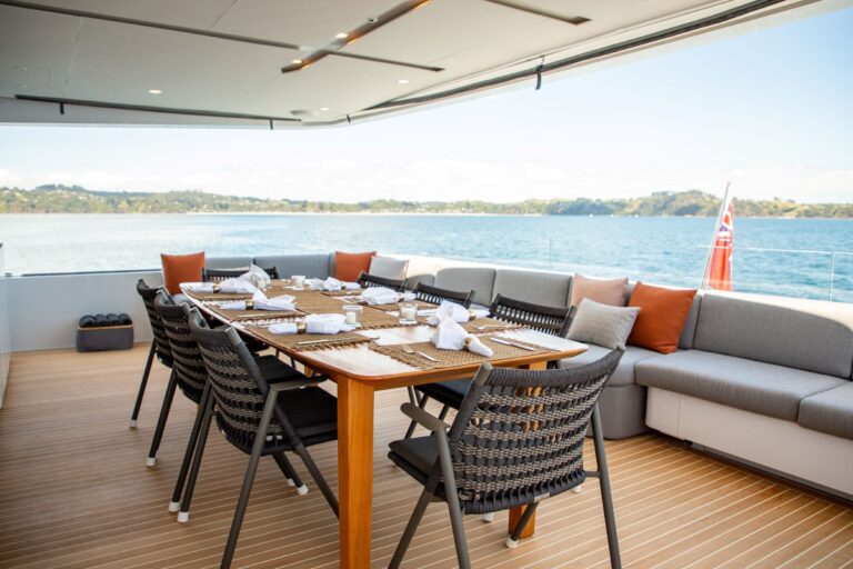 RUA MOANA Aft Deck Dining