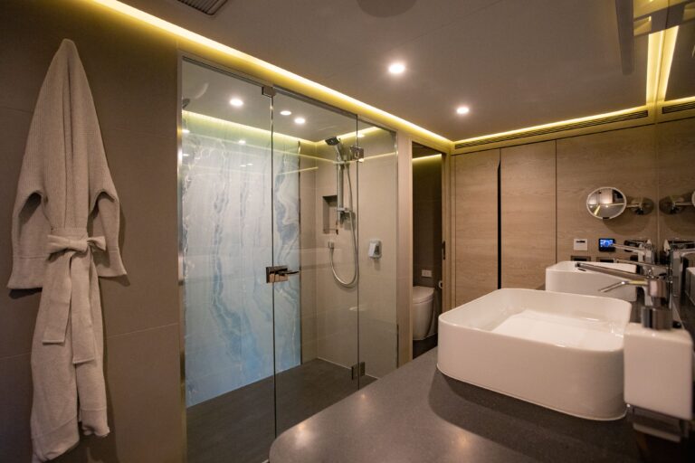 RUA MOANA Master Ensuite