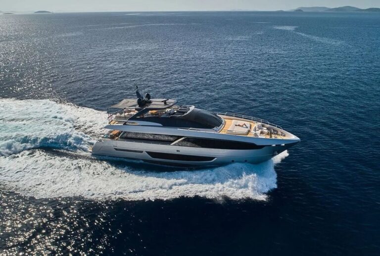 Riva 30m Yacht - Sistership