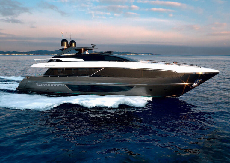 Riva Corsaro Yacht RUZARIJA