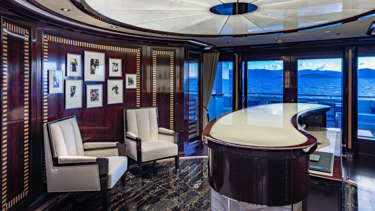 Rock It Main Salon - Bar Credit Yachting Image