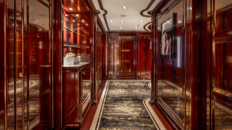 Rock It Master King Suite - Closet Storage Credit Yachting Image