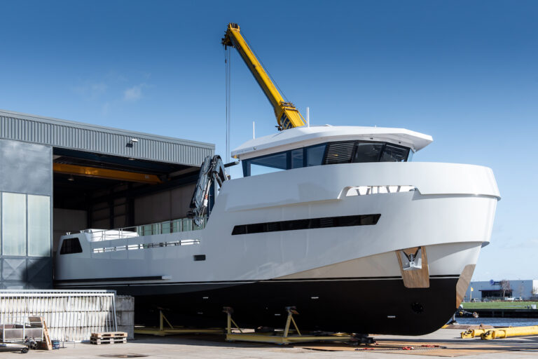 Lynx Yachts