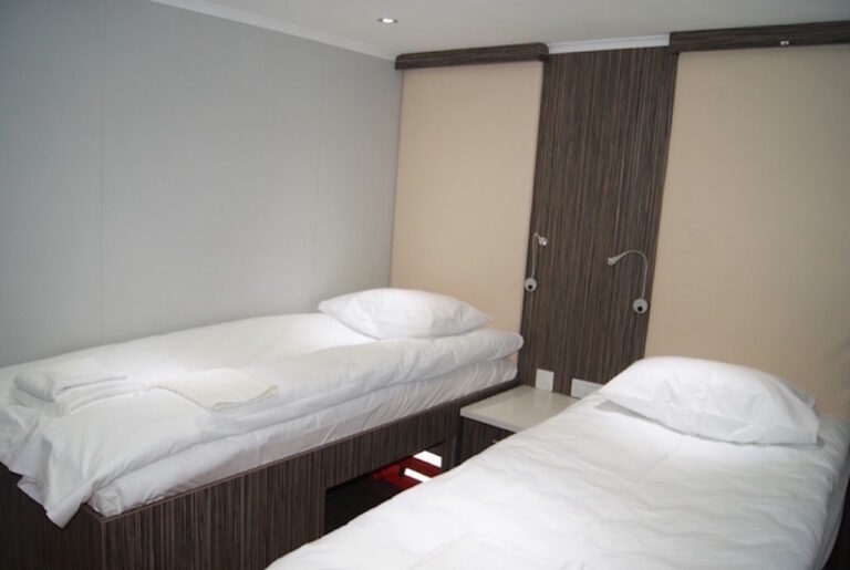 Royal Eleganza - Twin Cabin
