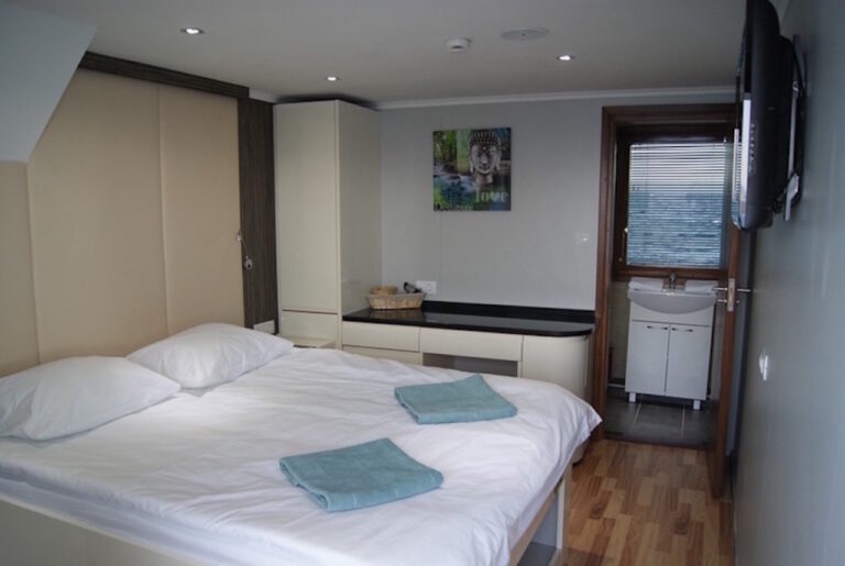 Royal Eleganza - VIP Cabin On The Main Deck