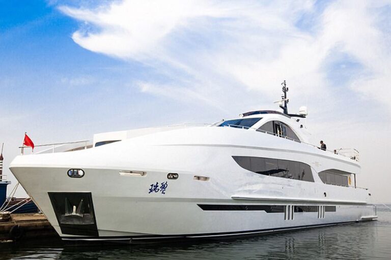 Ruiying 125 Motor Yacht