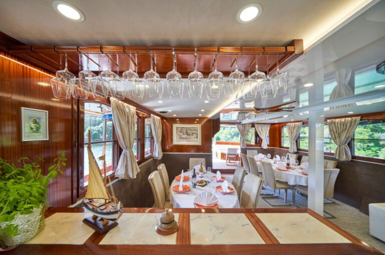 Saloon