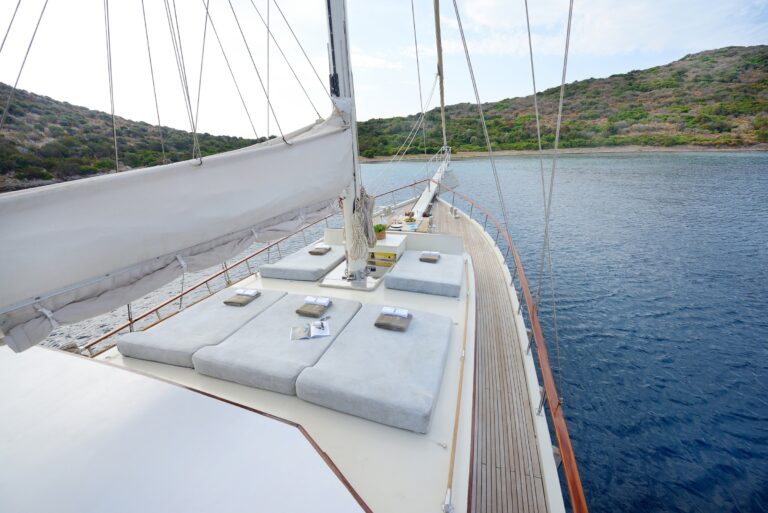 Sun pads on the foredeck