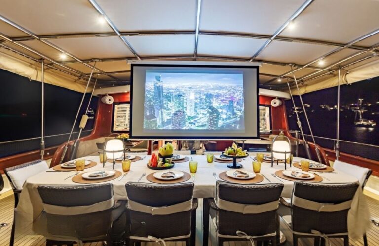 Main Dining