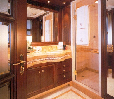 SEAFLOWER Master Ensuite